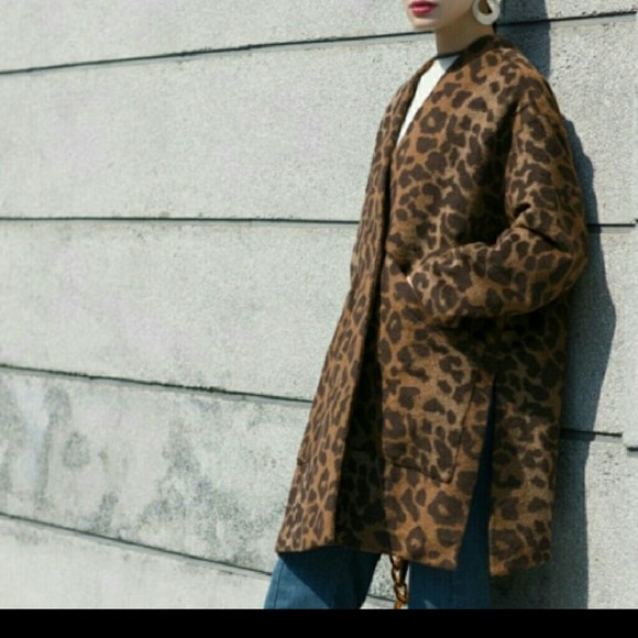 Leopard Topper Coat  Host Pick - Picture 4 of 8